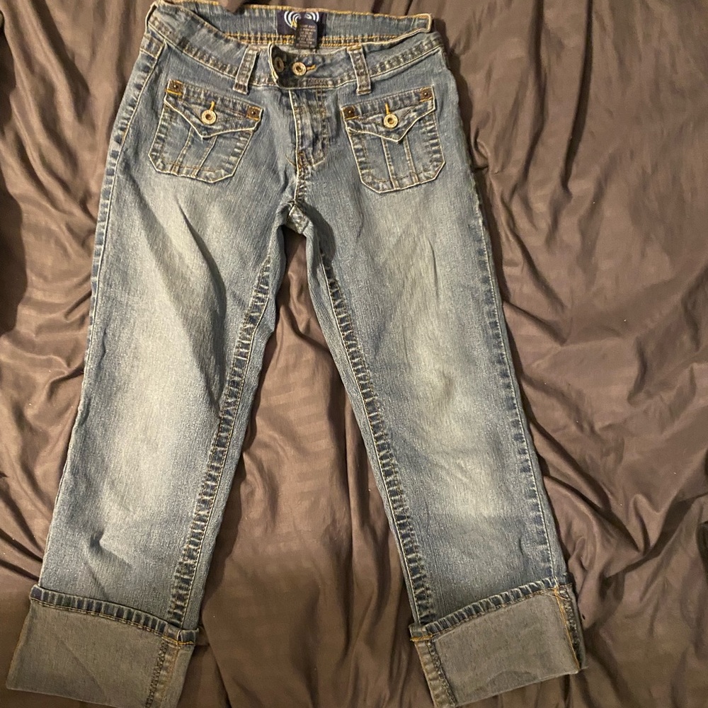 angels low rise capris